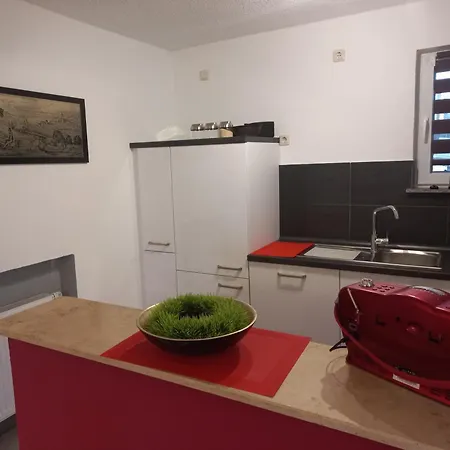 Luisa - 2024 Neu Renoviert, Modern, Ruhig Appartamento *